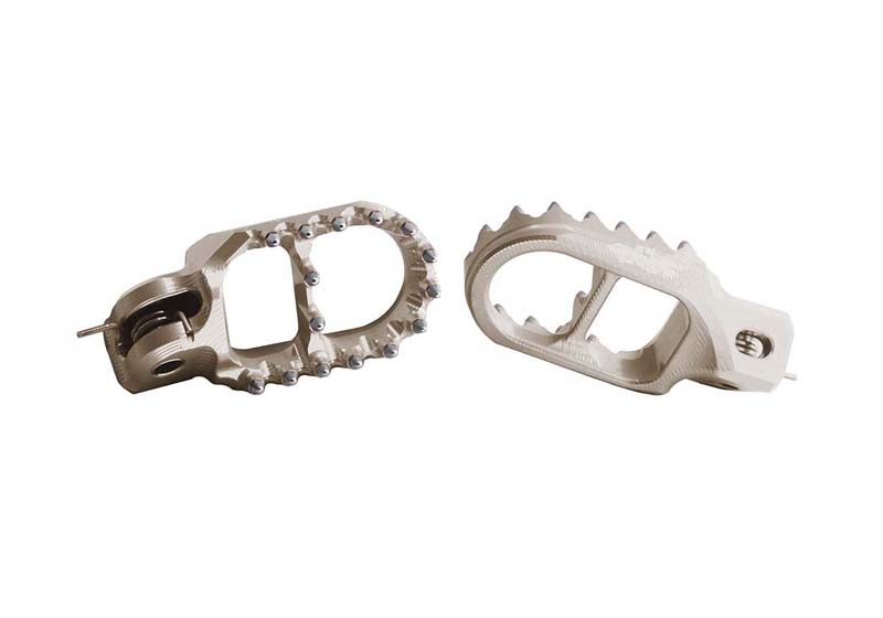 Geco 3D Footpegs - SILVER - 2002-2025  Honda CRF 250-450